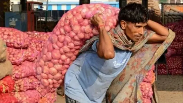 পেঁয়াজের চাহিদার সিংহভাগ বাংলাদেশের ভেতরেই উৎপাদিত হয়