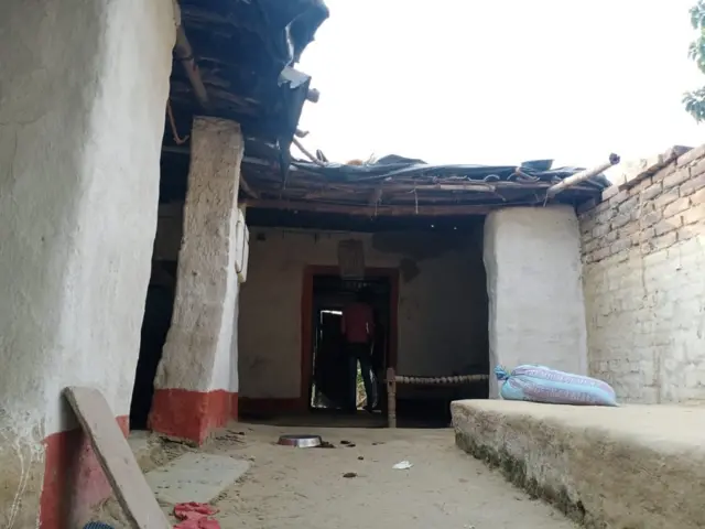 उत्तर प्रदेश, प्रयागराज, दलित परिवार