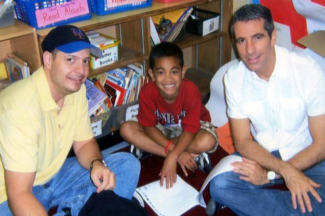 Pete, Kevin et Danny lors d'une visite à l'école de Kevin en 2007.