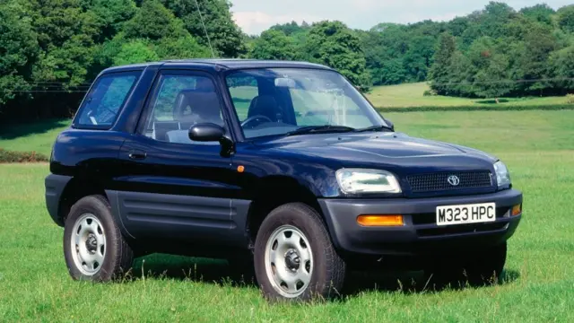 تویوتا RAV4 راه را برای محبوبیت ماشینهای شاسیبلند باز کرد