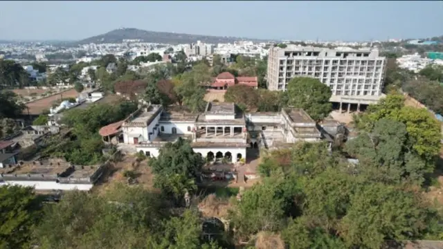 સૈફ અલી ખાન, ભોપાલ રજવાડું, શત્રુ સંપત્તિ, પટૌડી રાજવંશ, કરિના કપૂર, તૈમુર, સારા અલી ખાન, બીબીસી ગુજરાતી, મધ્ય પ્રદેશ, પાકિસ્તાન, આઝાદી, સ્વાતંત્રતા સંગ્રામ, 1947, ગુજરાત, ગુજરાતી