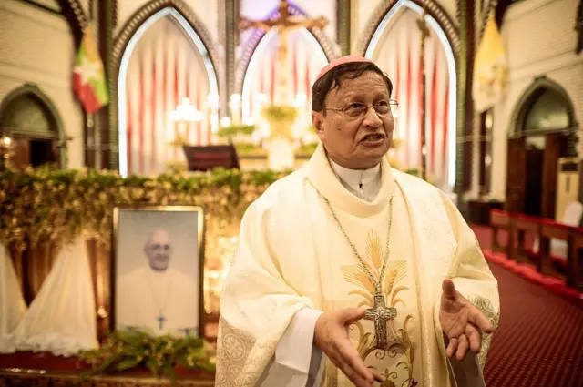 မြန်မာနိုင်ငံက ရဟန်းအမတ်ကြီး ချားလ်စ် မောင်ဘို