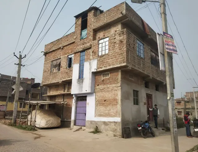 रतन का घर