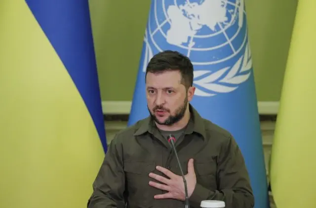 Tổng thống Ukraine Volodymyr Zelensky