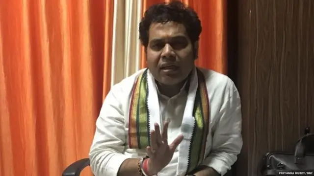 மின்சாரத் துறை அமைச்சர் ஸ்ரீகாந்த் ஷர்மா