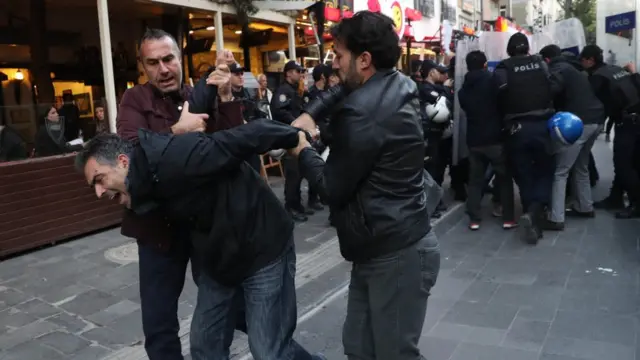 Ekim 2017'deki Semih Özakça-Nuriye Gülmen protestosundan