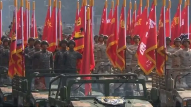 మిలిటరీ పరేడ్