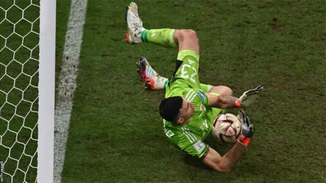 Emiliano Martinez Argentina-Fransa mat,; Argentina Fransa oyunu