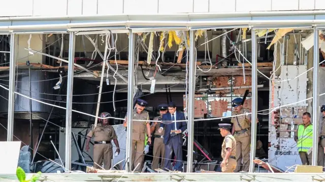 பர்தாவுடன் கைதுசெய்யப்பட்டது புத்த சமயத்தை சேர்ந்த தற்கொலை குண்டுதாரியா?