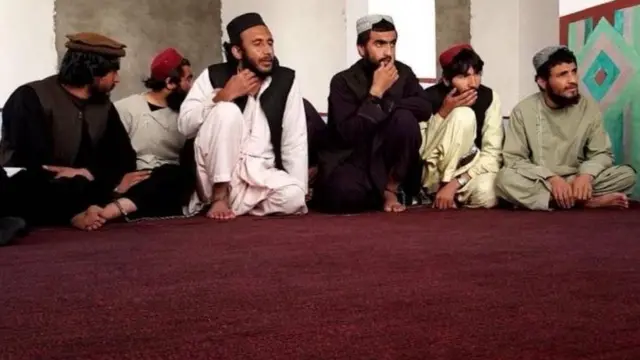 راخوشي شوي بندیان