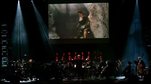 Orquestra toca música do videogame 'Tomb Raider' no teatro Apollo,bet365netLondres