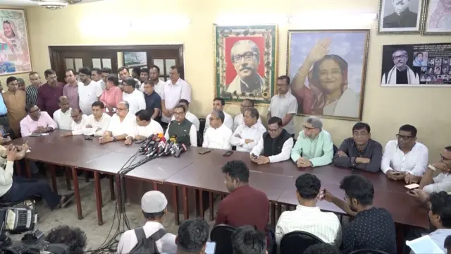 ব্রিফিং করছেন আওয়ামী লীগ সাধারণ সম্পাদক