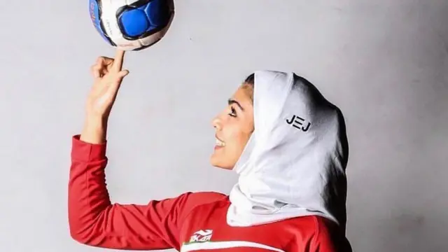 راضیه جانباز