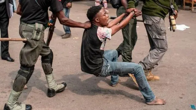 Generic foto of pesin wey police arrest