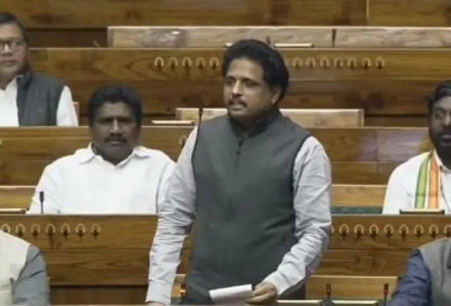 நாடாளுமன்றத்தில் அத்துமீறல்