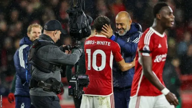 ኖቲንግሃም ፎረስት ንኑኖ ኤስፒሪቶ ሳንቶ ኣብ ታሕሳስ እያ ሸይማቶ