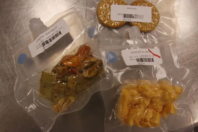 ਪੁਲਾੜ ਯਾਤਰੀਆਂ ਲਈ ਪੈਕ ਕੀਤਾ ਗਿਆ ਖਾਣਾ