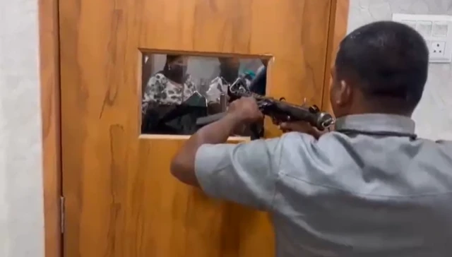 గన్‌మెన్ కాల్పులు