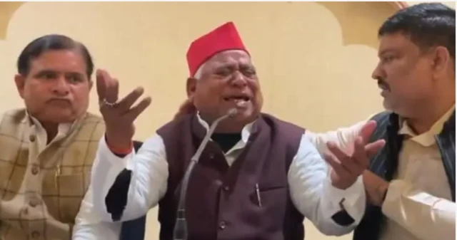 ایودھیا انتخابی حلقے سے جیتے والے رکن پارلیمان اودھیش کمار پریس کانفرنس کے درمیان پھوٹ پھوٹ کر رو پڑے