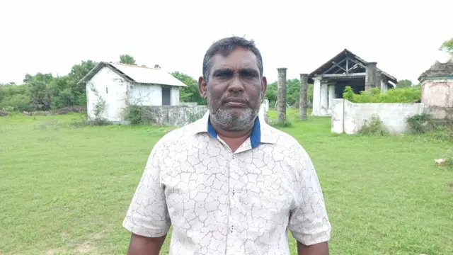 ගම්මානය සුරකීමේ ප්‍රජා සංවිධානයේ සභාපති වි.බාස්කරන්  පැවසූවේ මෙවැන්නකි, “අපි යුද්ධය හින්දා අවුරුදු 30 කට වැඩි කාලයක් දුක් වින්දා. යුද්ධයෙන් ගම්මානය සම්පූර්ණයෙන්ම විනාශ වුණා.අවුරුදු ගාණක් අපි අවතැන්වෙලා ඉඳලා දැන් තමයි නැවත යම් ප්‍රමාණයකට ගොඩනැගෙමින් එන්නේ.එහෙම එනකොට දැන් නැවත වතාවක් අපේ ගම්මානවල මිනිස්සුන්ගේ ජීවිතවලට නැති ප්‍රශ්නයක් ඇවිල්ලා.”