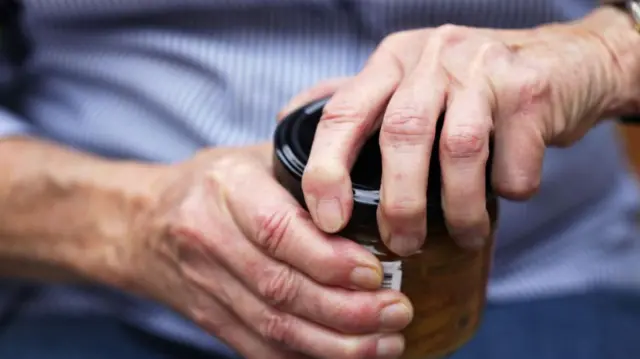 చేతుల పటుత్వం