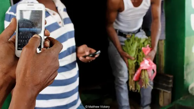 Mobaayiliin intarneeti hin qabnees Somaalilaandittii kanfaltii walii raawwachuuf oola