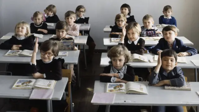 Советские школьники в Казахстане