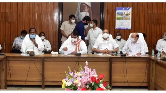 తెలంగాణ అసెంబ్లీ, బడ్జెట్, పోచారం శ్రీనివాసరెడ్డి, కె. చంద్రశేఖర్ రావు, కేసీఆర్, మిగులు బడ్జెట్