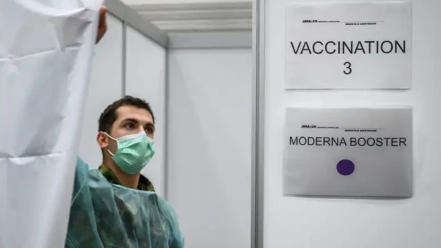 ห้องที่เตรียมไว้ฉีดวัคซีนโมเดอร์นาเป็นเข็มกระตุ้นในประเทศสวิตเซอร์แลนด์