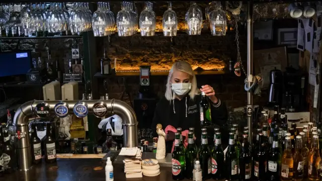 İstanbul'da bir bar