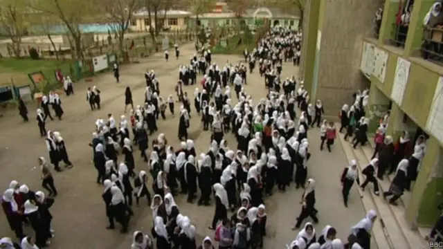 دانش آموزان افغان