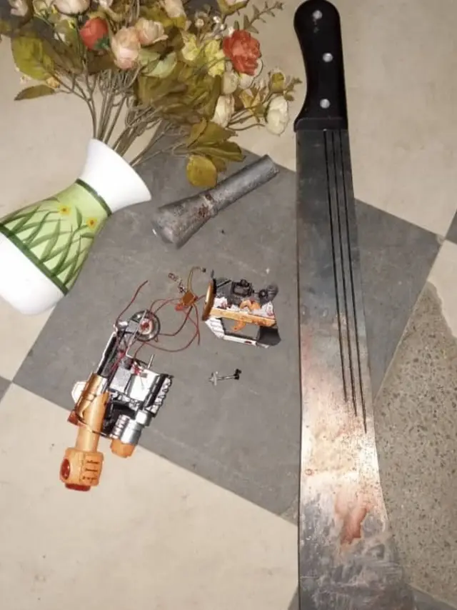 Di cutlass police sayd em use take kill di woman