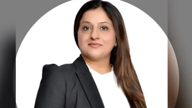 राधिका थापर बहल, वकील