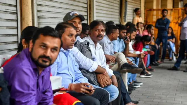 யெஸ் பேங்க்