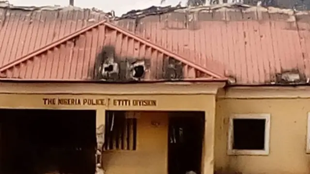 Ụmụ ntorobịa iwe dị n'obi agbaala ụlọọrụ ndị uweojii ọkụ maka onye otu ha e gburu n'Ihite Uboma, Imo steeti