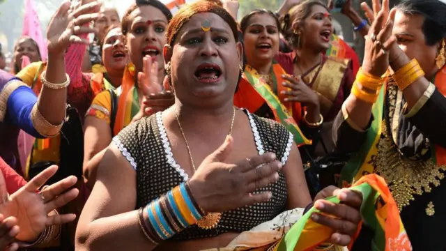 પ્રતીકાત્મક તસવીર