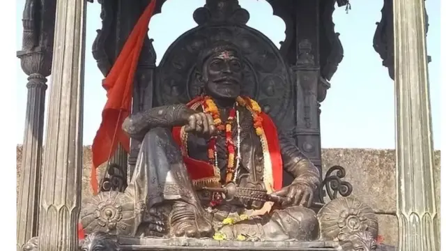 छत्रपती शिवाजी महाराज, पुतळा, राजकारण