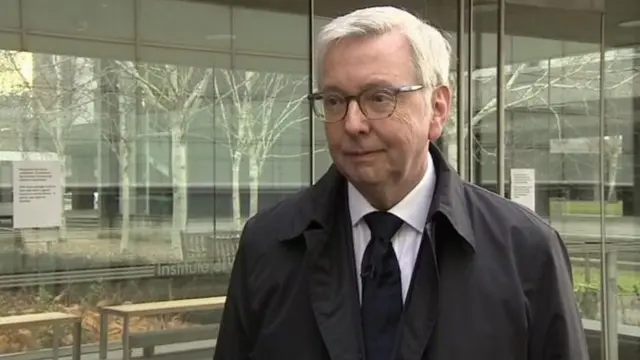 ਕੈਂਬਰਿਜ ਯੂਨੀਵਰਸਿਟੀ ਦੇ ਉਪ-ਕੁਲਪਤੀ ਪ੍ਰੋਫੈਸਰ ਸਟੀਫਨ ਜੇ. ਟੂਪ