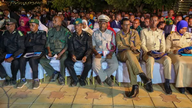 Qaar ka mid ah saraakiisha ciidamada kala duwan ee ka qeybgalay xafladda