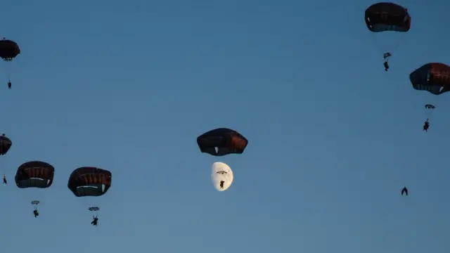 десантники