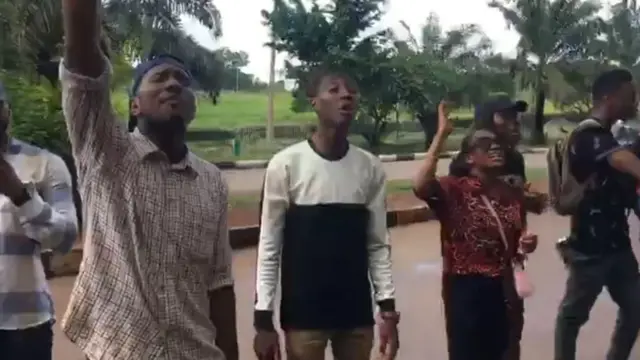 Ndi na-eme ngagharịiwe