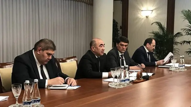 Ўзбекистон ҳукумати вакиллари