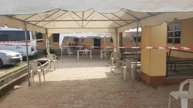 Covid-19 sampling centre wey dem barricade for Agege