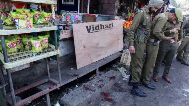 जम्मू बस स्टँडवर झालेला ग्रेनेड स्फोट