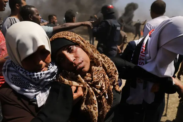 Mujer palestina herida durante las protestas