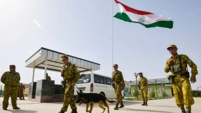 Тажикстандык чек арачылар