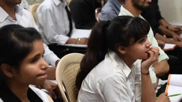 విద్యార్థులు