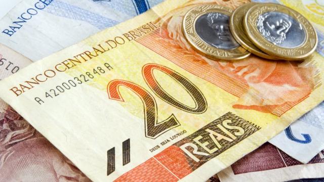 Cédulas e moedaspoker omaha 5 cartasreal