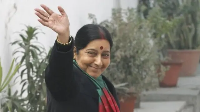 சோனியா காந்தியுடனான பனிப்போரில் சுஷ்மா ஸ்வராஜ் வெற்றிபெற்றது எப்படி?