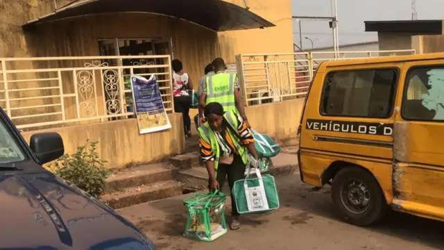 Ndị gara ọrụ ntuliaka n'Enugwu Nọt